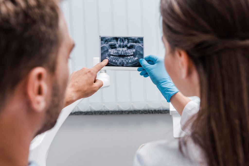 analiza pe baza radiografiei dentare